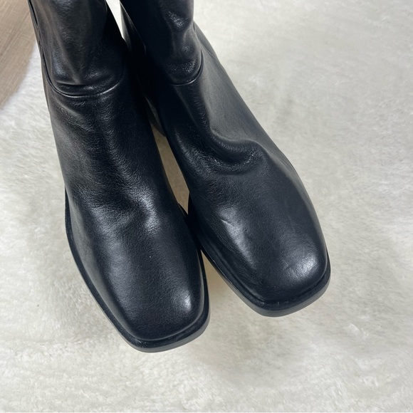 NEVER WORN Larroude Ricky tall boots - Picture 8 of 12